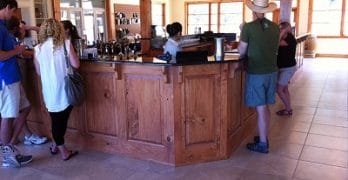 Pedernales - larger tasting bar