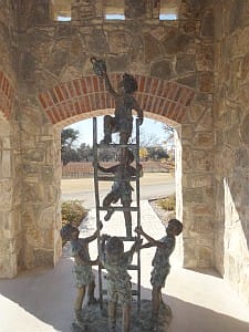 Christoval - statue