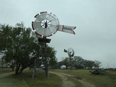 Poteet Country - Windmills
