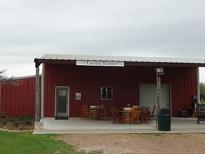Whistling Duck Winery - outside