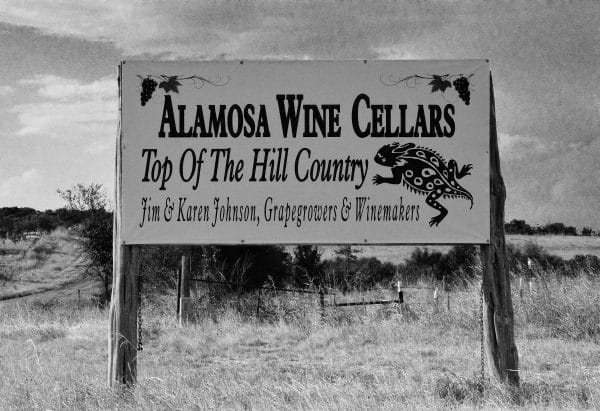 Alamosa Wine Cellars sign