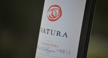 Natura Carménère bottle