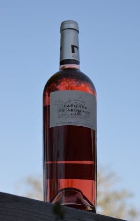 Hacienda de Arínzano Rosé bottle