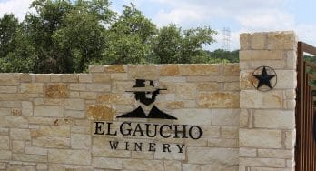 El Gaucho Winery - sign