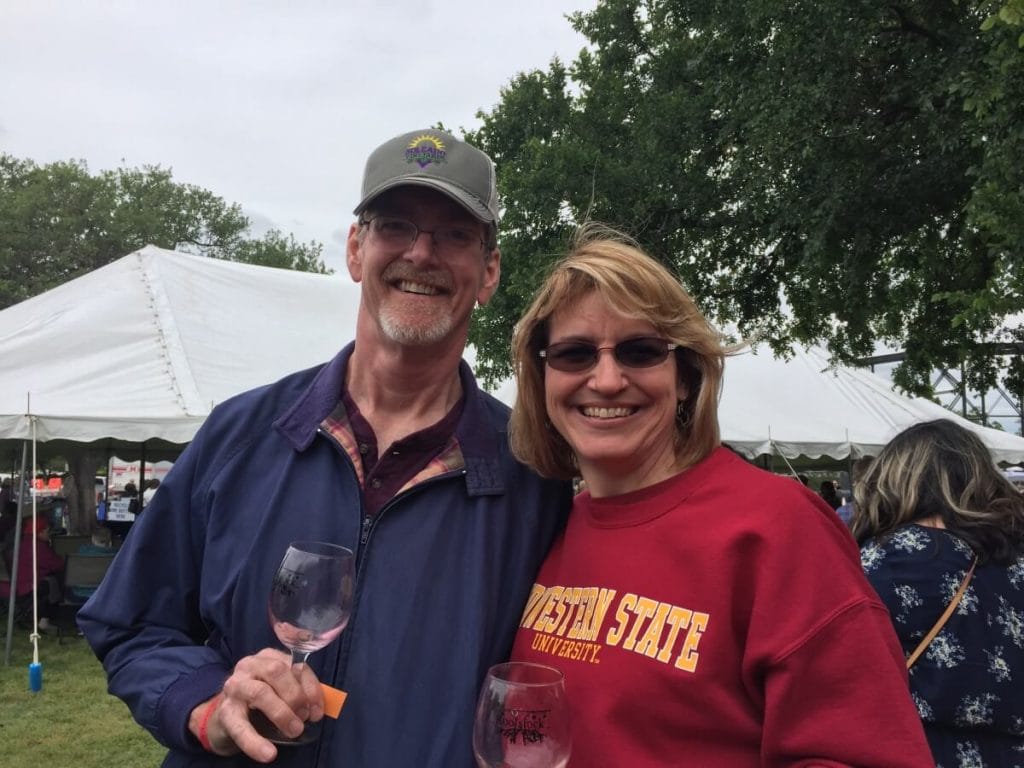 Texas Wine Lovers: Shelly and Laurie Ware