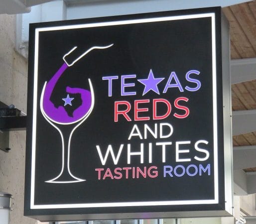 Texas Reds and Whites Sign