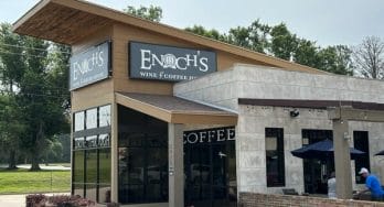 Enoch's Stomp Wine & Coffee - Tyler outside